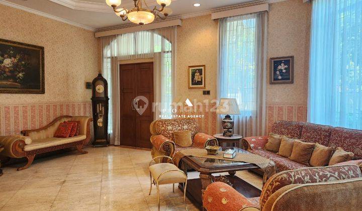 Dijual 2 Rumah Mewah Hook 2 Lantai di Kebayoran Baru, Jakarta Selatan 1