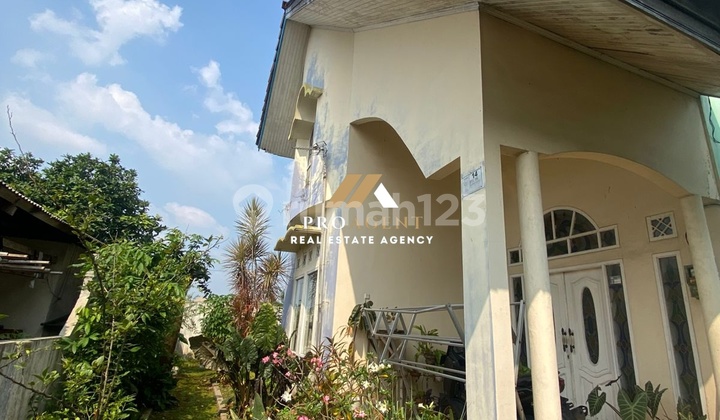 Rumah 2 Lantai Type Mezanine Berlokasi di Kp. Sidamukti Depok 2