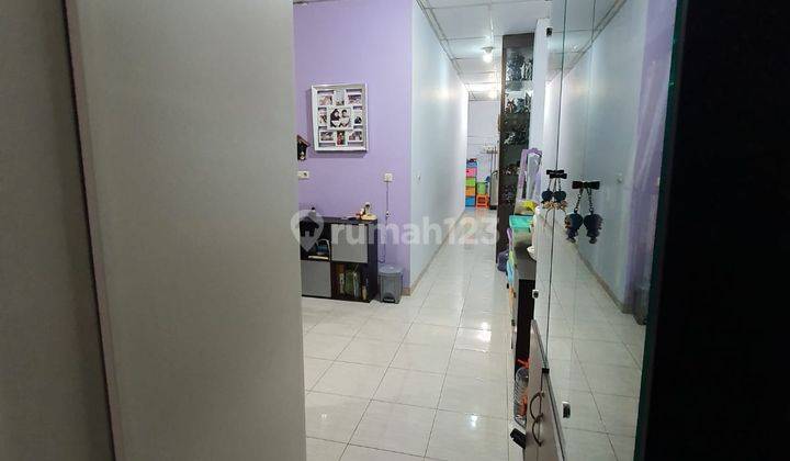 Ruko 4 Lantai Disewakan di Jalan Kartini, Depok 7