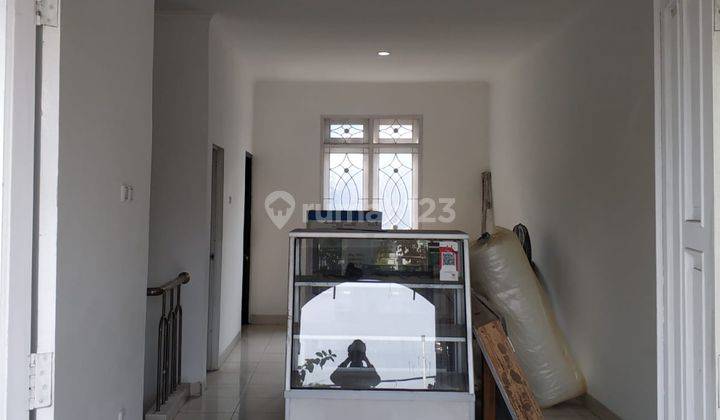 Rumah Bagus Disewakan di Alamanda Boulevar, Depok 12