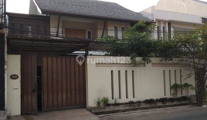 Rumah Dijual Siap Huni di Jl. Tanjung Duren Utara, Jakarta 1