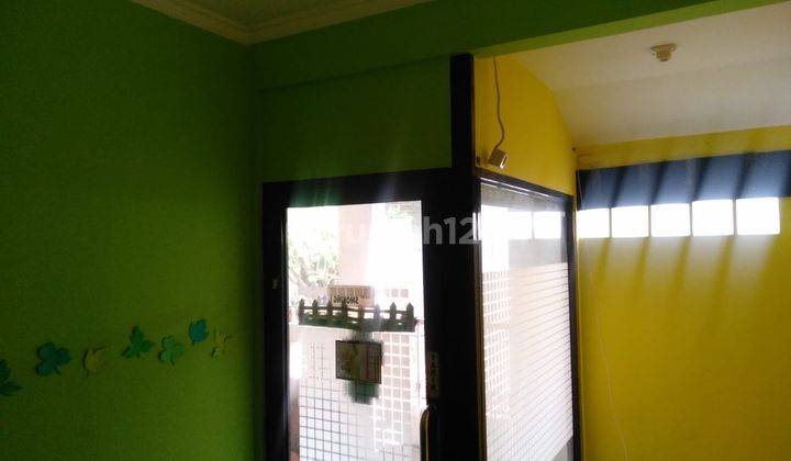 Rumah 2 Lantai Dijual di Jl. Layung Sari, Empang 4
