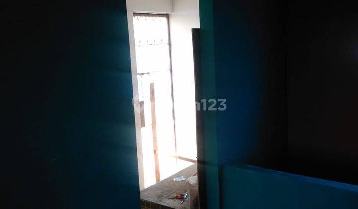 Rumah 2 Lantai Dijual di Jl. Layung Sari, Empang 25