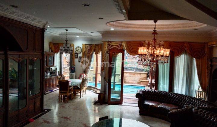 Rumah Lux Plus Kolam Renang di Kelapa Gading, Jakarta 2