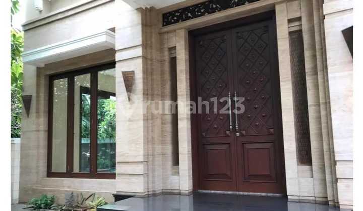Dijual Rumah Lux Plus Kolam Renang di Pondok Indah Jaksel Dijual Rumah Lux Plus Kolam Renang di Pondok Indah Jaksel