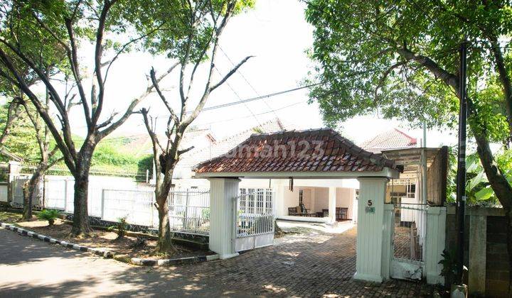 Dijual Rumah Besar + 8 Kamar Kos di Taman Kencana, Bogor 1