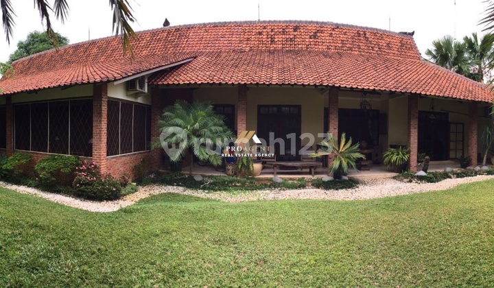 Dijual Rumah atau Villa Full Furnish di Cinangka, Sawangan Depok