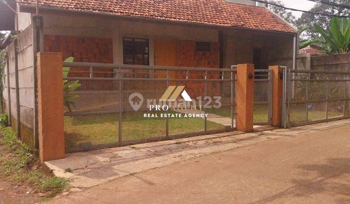 Dijual Rumah Huni Nuansa Villa di Perum Telaga Kahuripan, Bogor 1