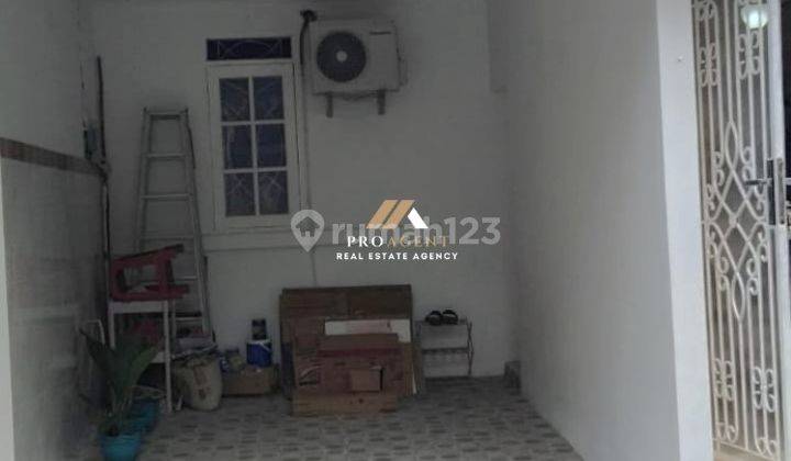 Disewakan Rumah Huni Full Furnish di Taman Victoria, Sentul 2