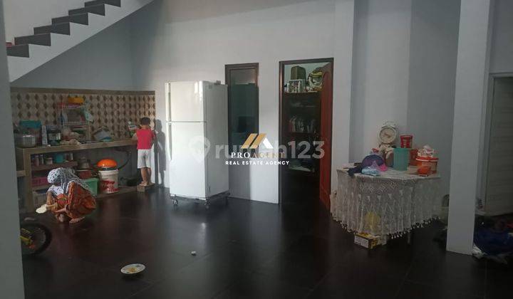 Dijual Rumah 2 Lantai Siap Huni di Jalan Muara Beres, Cibinong 2