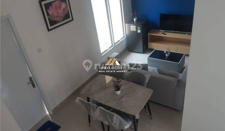 ruang makan rumah baru 2 lantai siap