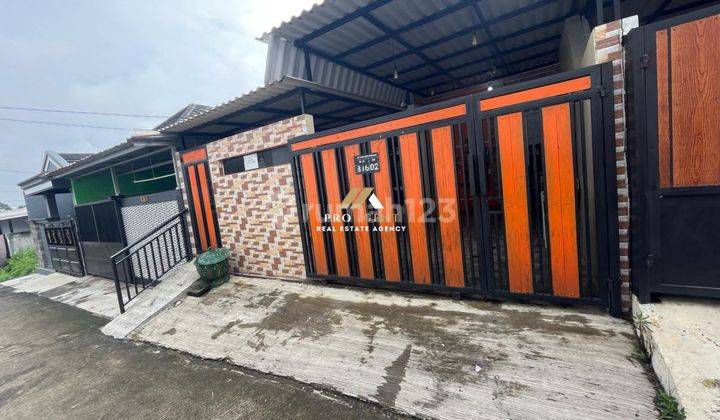 tampak depan dijual rumah di bukit rancamaya