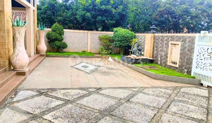 Rumah Bergaya Paviliun dan Kental dengan Nuansa Jawa di Semarang 2