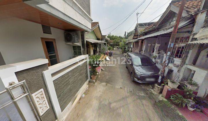 tampak depan dijual rumah shm 2 lantai