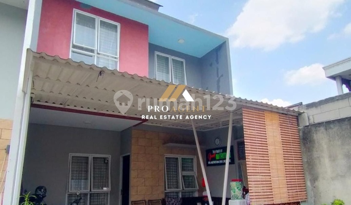 Rumah 2 Lantai - Lokasi Strategis & Nyaman Rumah 2 Lantai - Lokasi Strategis & Nyaman