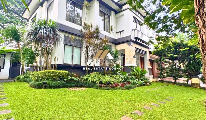 Rumah Hoek 2 Lantai kondisi bagus full furnished siap huni di The Green BSD City Rumah Hoek 2 Lantai kondisi bagus full furnished siap huni di The Green BSD City