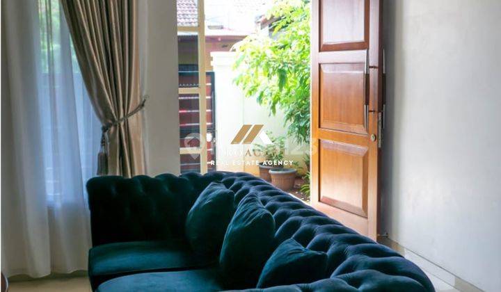 ruang tamu dijual rumah shm 2 lantai
