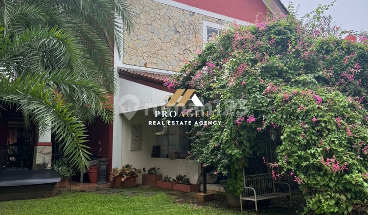 For Sale 2 Units of House with SHM, Land Area 2,819 m2, Near Toll Road in Bintaro Sector 5