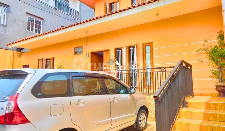 2-Storey Residence with a Spacious and Comfortable Yard