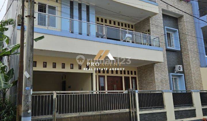 Dijual Rumah Huni 3 Lantai Full Furnish di Vila Mutiara Lido, Cigombong Bogor 1