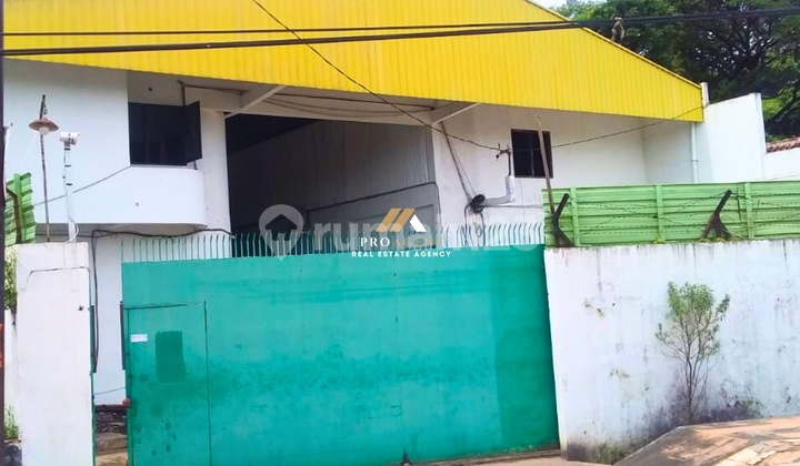 Bangunan Bekas Pabrik Kaca yang Cocok untuk Investasi 1