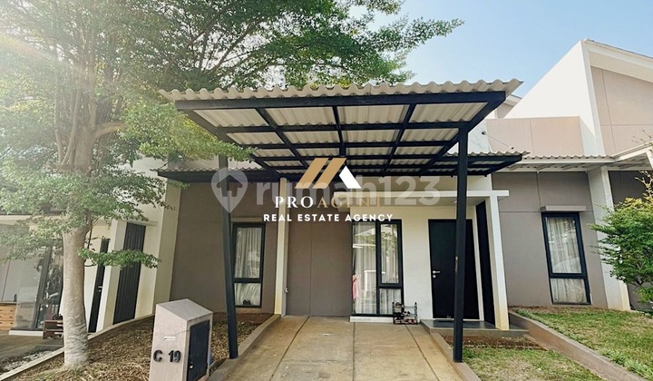 Strategic Modern Minimalist Residence in the Center of Depok City
