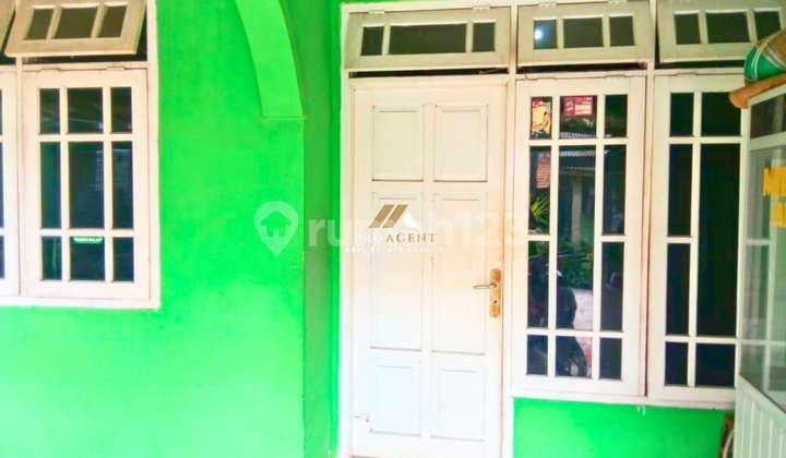 Comfortable and Cool Minimalist Dwelling with a Pleasant Ambiance 2