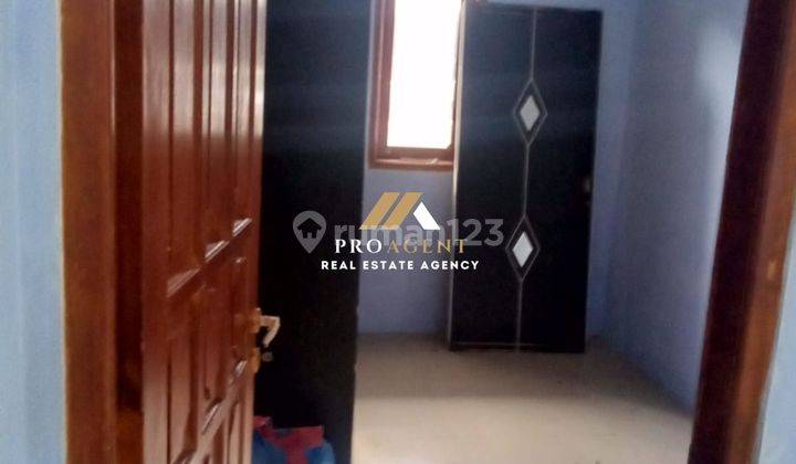 kamar tidur dijual rumah shm 2 lantai
