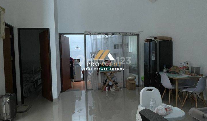 ruang makan dijual rumah huni minimalis dekat