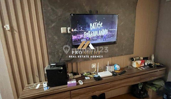 ruang keluarga dijual rumah di bukit rancamaya