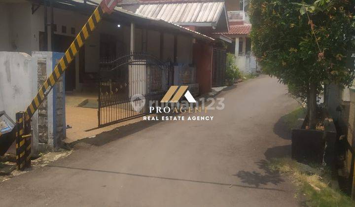 Dijual Rumah Huni 2 Lantai Dekat Tol Kayu Manis di Perumahan Bukit Kayu Manis, Tanah Sareal 2