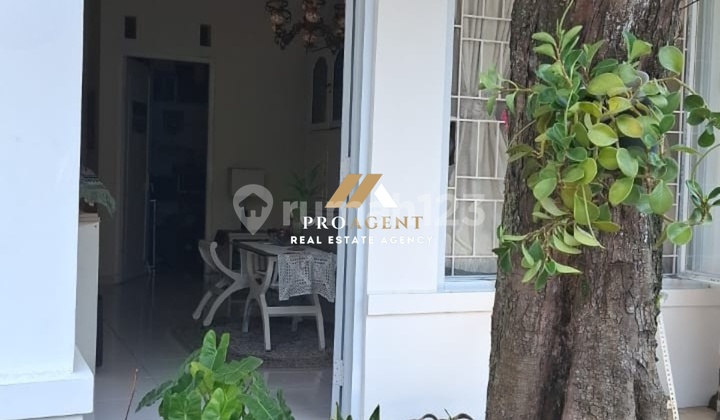 Beautiful House in a Strategic Area of Bogor City Beautiful House in a Strategic Area of Bogor City