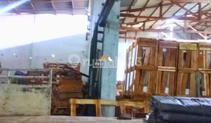 Bangunan Bekas Pabrik Kaca yang Cocok untuk Investasi 2