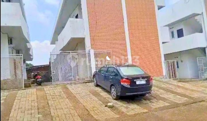 Hunian Kosan Dekat Universitas Padjajaran di Haurakosan Unit J di Jalan Cikuda, Ring 1 UNPAD Jatinangor Hunian Kosan Dekat Universitas Padjajaran di Haurakosan Unit J di Jalan Cikuda, Ring 1 UNPAD Jatinangor