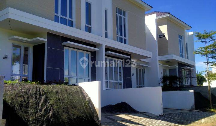 Tamansari Metropolitan kawasan elite Manado rumah 4 kamar 3