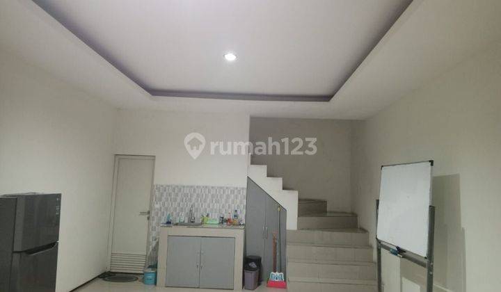 Ruko Strategis & Siap Pakai 2½ Lantai Area Turangga Kec Lengkong Bandung (Ada 3 Unit Ruko Rendeng)  2