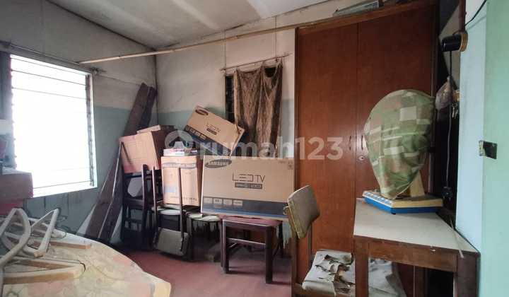 Land Count House on Karapitan Wing, Central Lengkong Subdistrict, Bandung City. 2