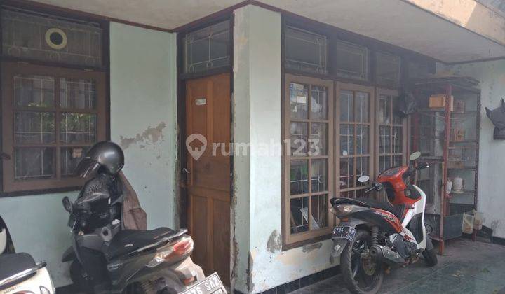 Dijual Tanah Strategis (Bonus Rumah) 10 m dari Jl. Djunjunan Pasteur Bandung
 2