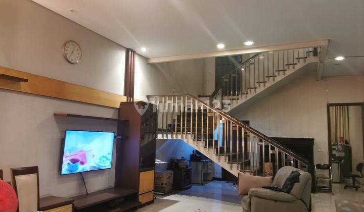 RUMAH KEREN FULL FURNISH DI LENGKONG KECIL TENGAH KOTA BANDUNG
 1