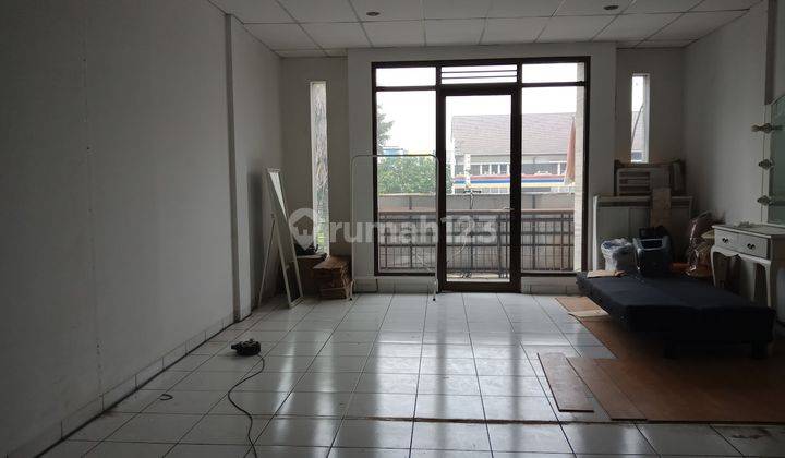 Ruang Usaha Lantai Ke 3 saja di Ruko Mekar Wangi Bandung
