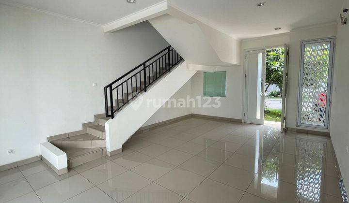 Rumah Nyaman 2 Lantai Summarecon Gedebage (Cluster Amanda) Bandung 2