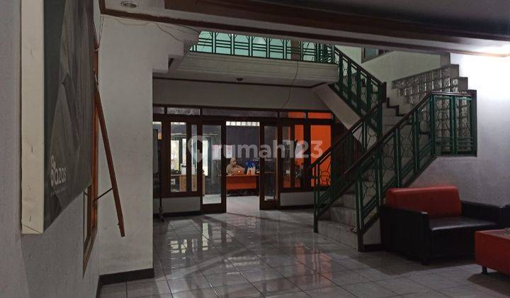 Rumah Strategis 2 Lt di Sayap Turangga Martanegara Maskumambang Karawitan Bandung 1