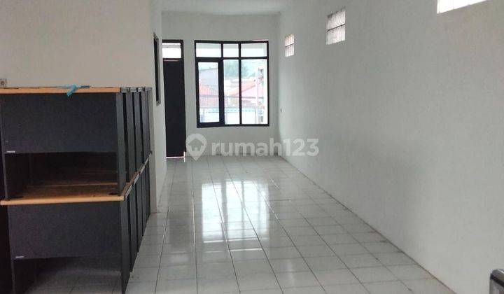 Ruko Strategis 2 Lantai di Mainroad Jl Raya Ciburuy Padalarang Kab Bandung Barat
 2