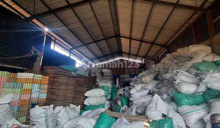 Gudang Siap Pakai di Manggahang Baleendah
Kab Bandung 1