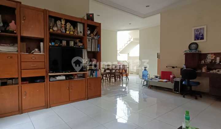 Rumah Menawan 2 Lantai Di Sayap Cipaganti Pasirkaliki Kec Cicendo Bandung 2