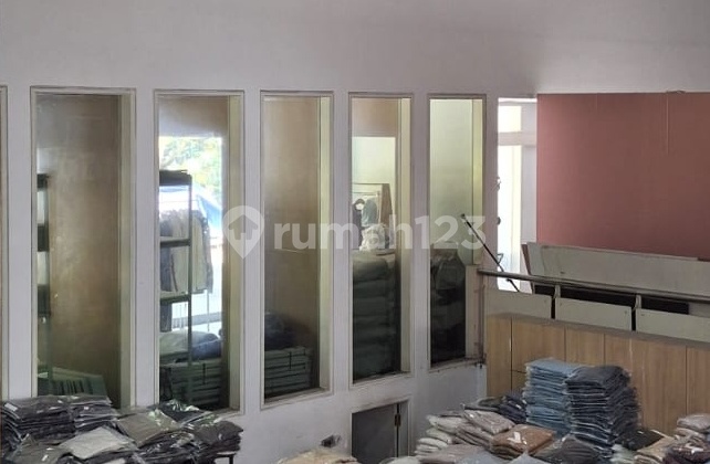 Ruang Usaha Strategis 3 Lantai Di Sutami Sayap Sukajadi Kec Sukasari Bandung