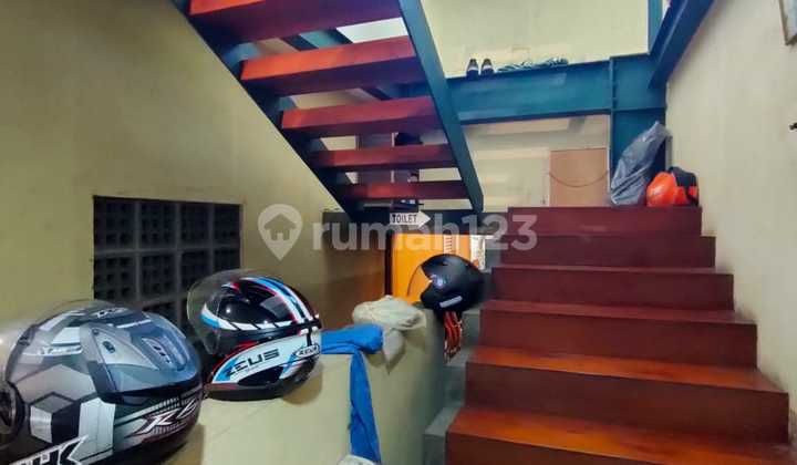 Ruang Usaha 1⅓ Lantai Di Mainroad Otista Area Kepatihan Kec Astana Anyar Bandung