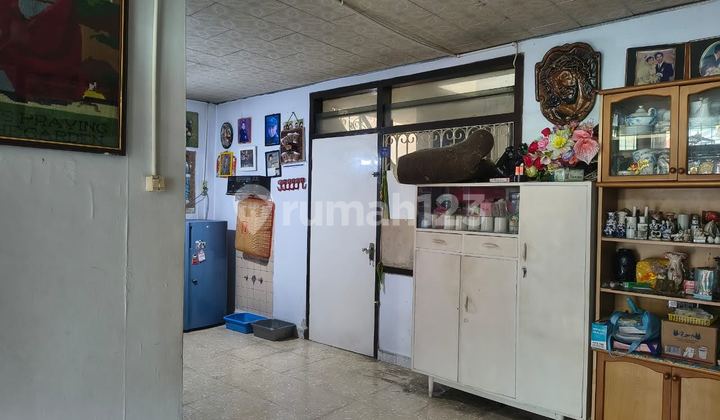 Rumah 2 Lantai (akses Gang / Hanya Motor) Di Tengah Kota Sayap Astina Pamoyanan Area Pajajaran Pasirkaiki Kec Cicendo Bandung