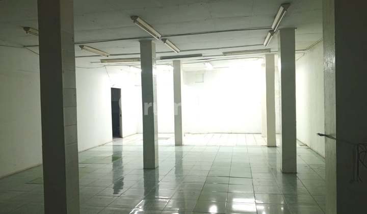 Strategic 2-Story Shop House on Jl Teratai Raya, Bumi Rancaekek Kencana Area, Rancaekek Subdistrict, Bandung Regency