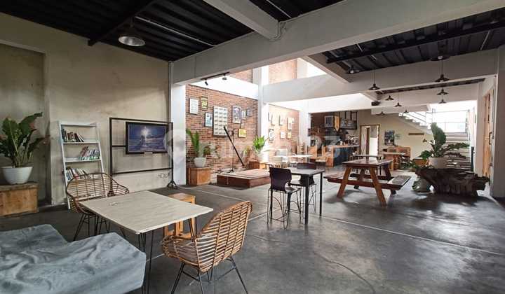 Ruang Usaha Luas Strategis 2 Lantai Cigadung Kec Cibeunying Kaler Bandung